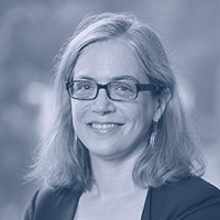 Gillian Metzger Headshot